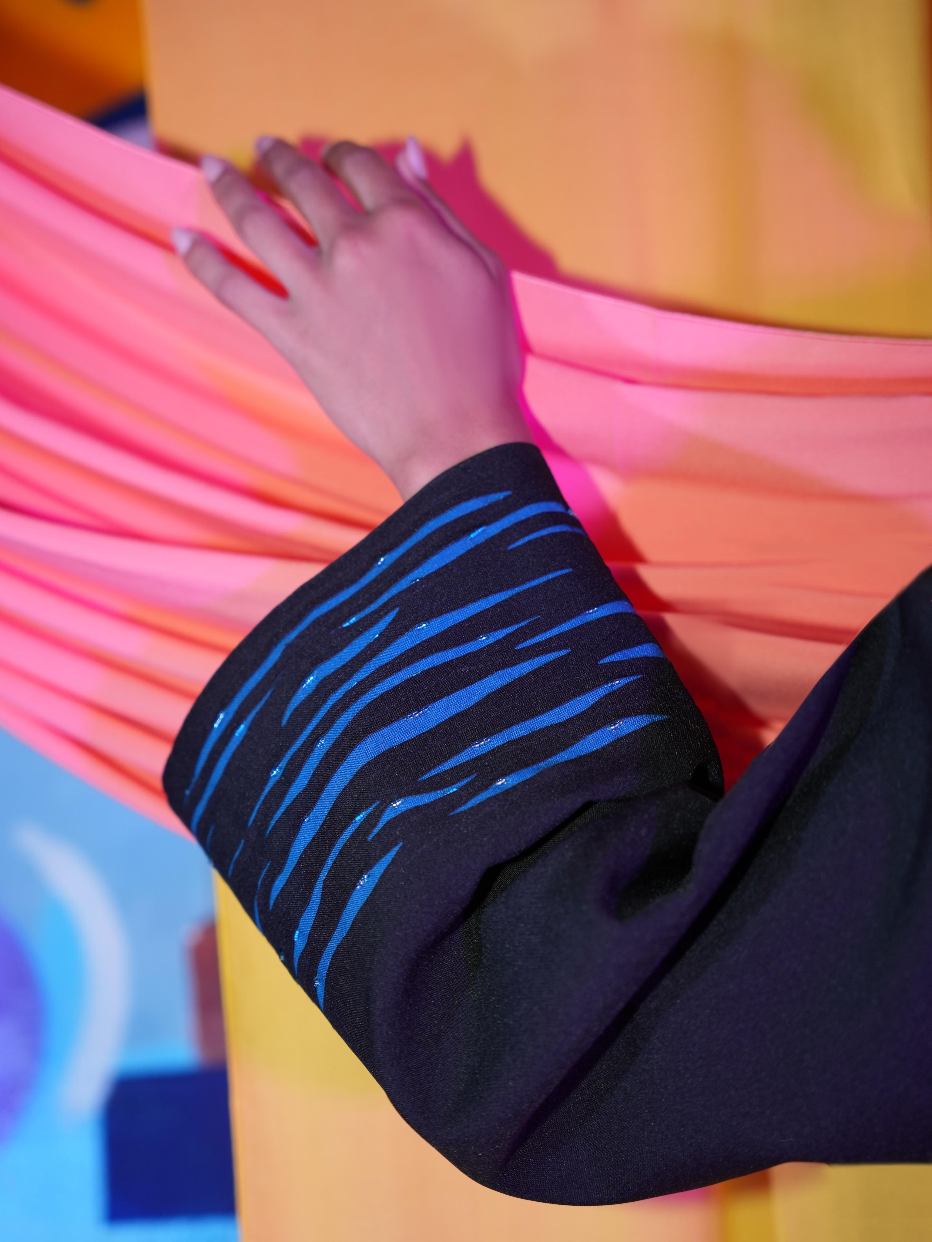 The Tiffany Waves Abaya